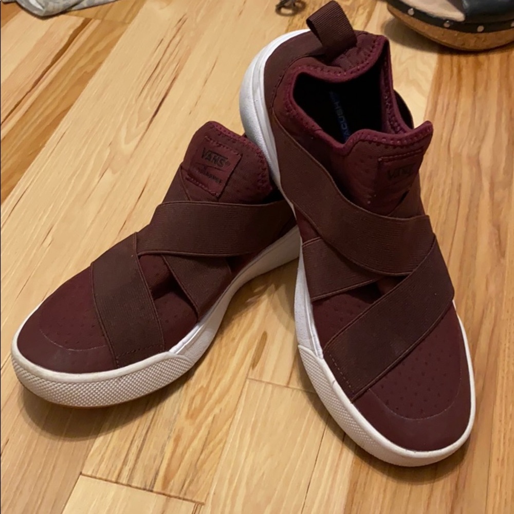 Vans women’s 9.5 sneaker